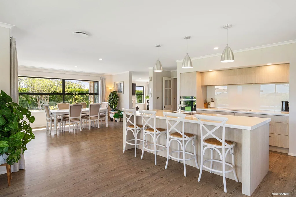 Waiuku 4ห้องนอน Family + Pet Safe, Stylish and Secure