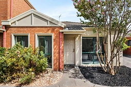 5/10 Hudson Street, Caulfield North