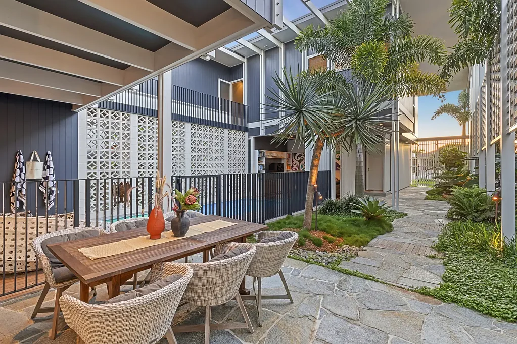Casuarina 4ห้องนอน CASUARINA BEACHFRONT ENTERTAINER