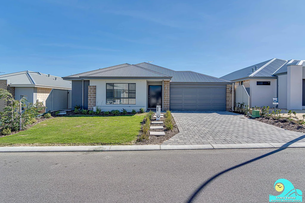 10 Paddle Way, Yanchep, WA 6035