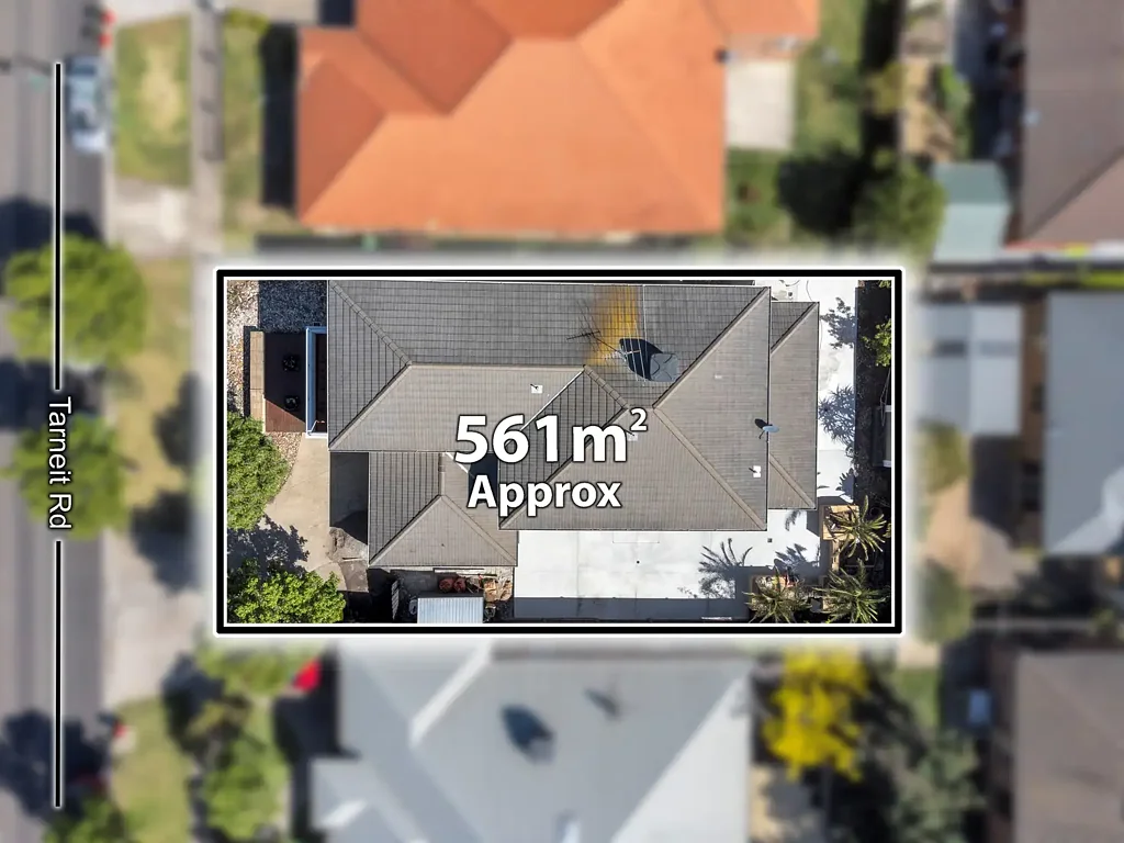Tarneit 5 Bedroom 40 SQ Former Metricon Display Home for Sale!