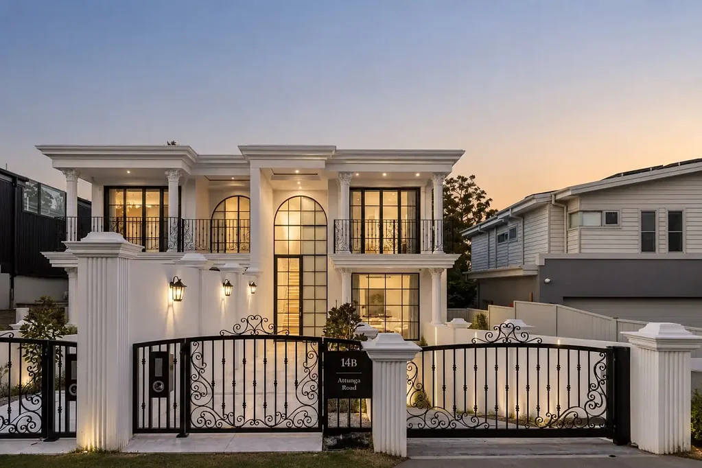 Yowie Bay 4房 建筑奢华，度假村式生活 Architectural Luxury with Resort-Style Living