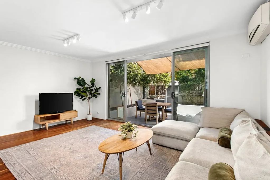 Botany 3房 现代设计师联排别墅，提供宽敞空间、时尚格调与便利生活 Contemporary Designer Townhouse Offering Space, Style & Convenience