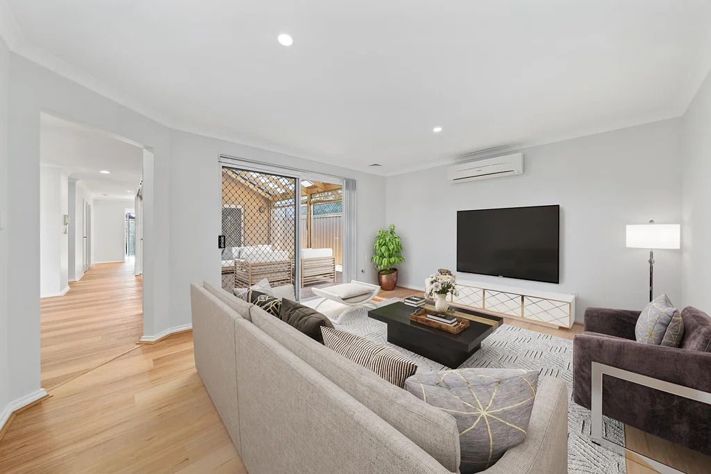 27/10 Williamson Way, Trigg, WA 6029