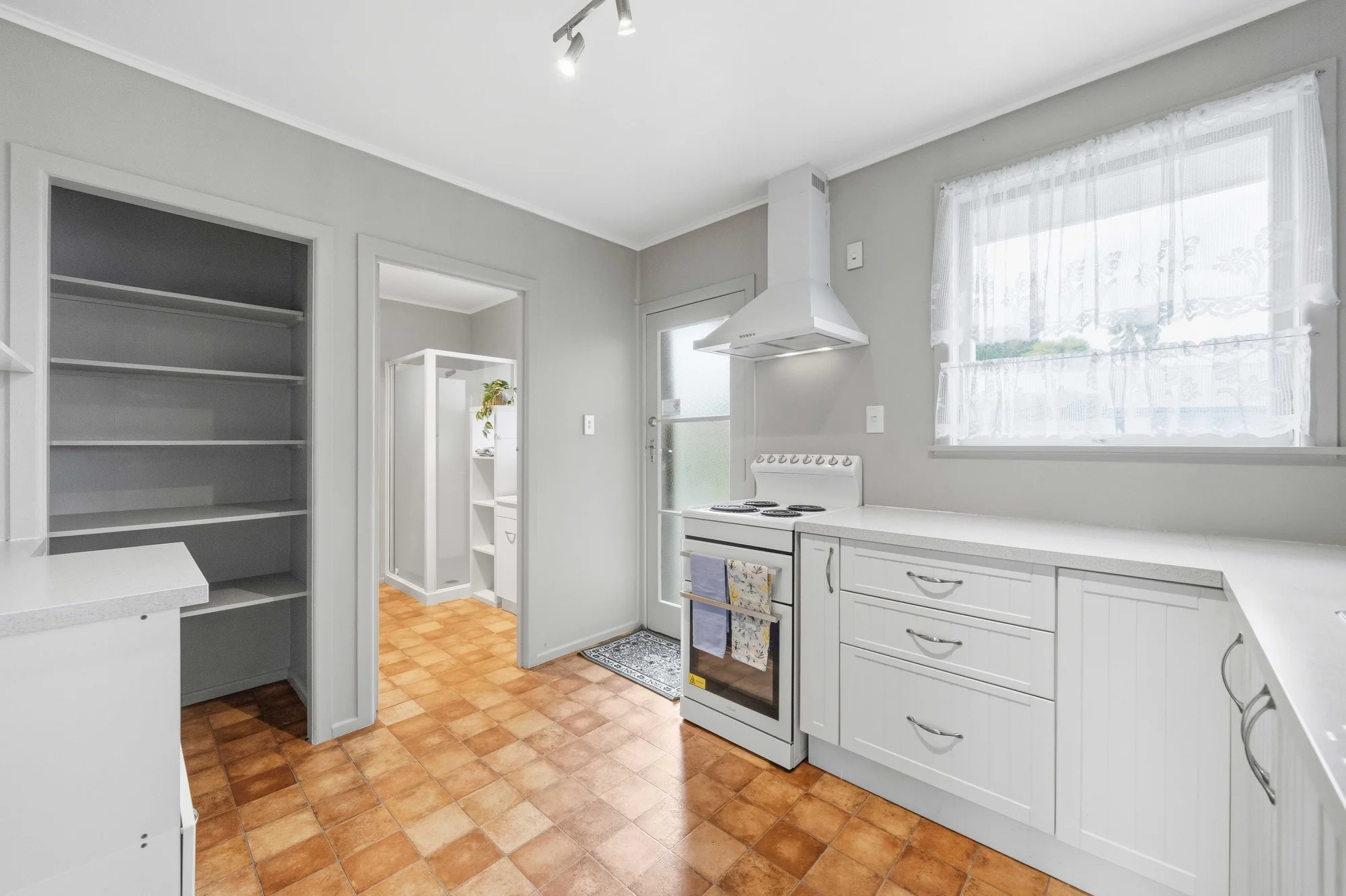 1/6 Snell Avenue, Papakura, photo 8