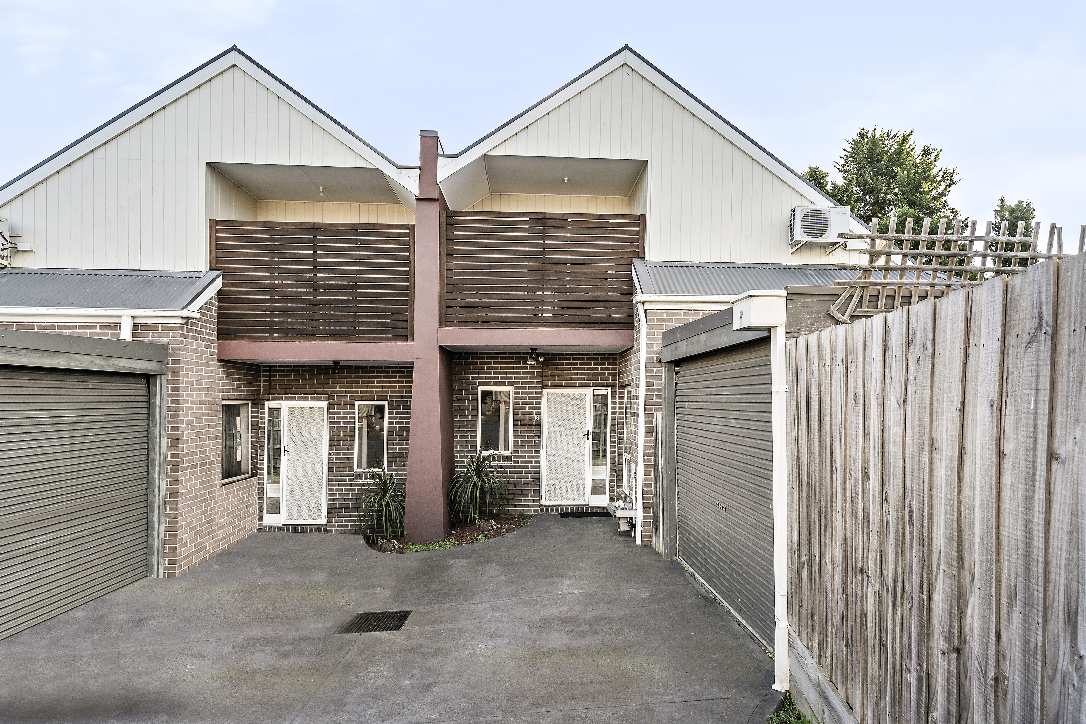 23 NERISSA GR, OAK PARK VIC 3046, 0 Kuwarto, 0 Banyo, Townhouse