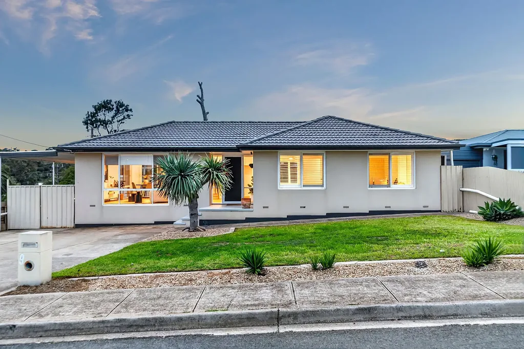 Old Noarlunga 3 Bedroom Family Comfort & Flexible Living in Charming Old Noarlunga