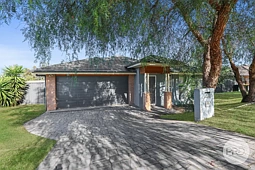 17 Regal Park Drive, Tamworth