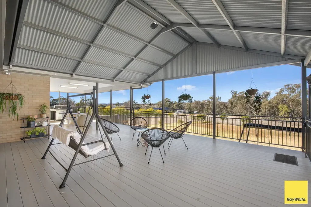 Inverell 5房  'Ultimate Family Comfort Meets Country Serenity'