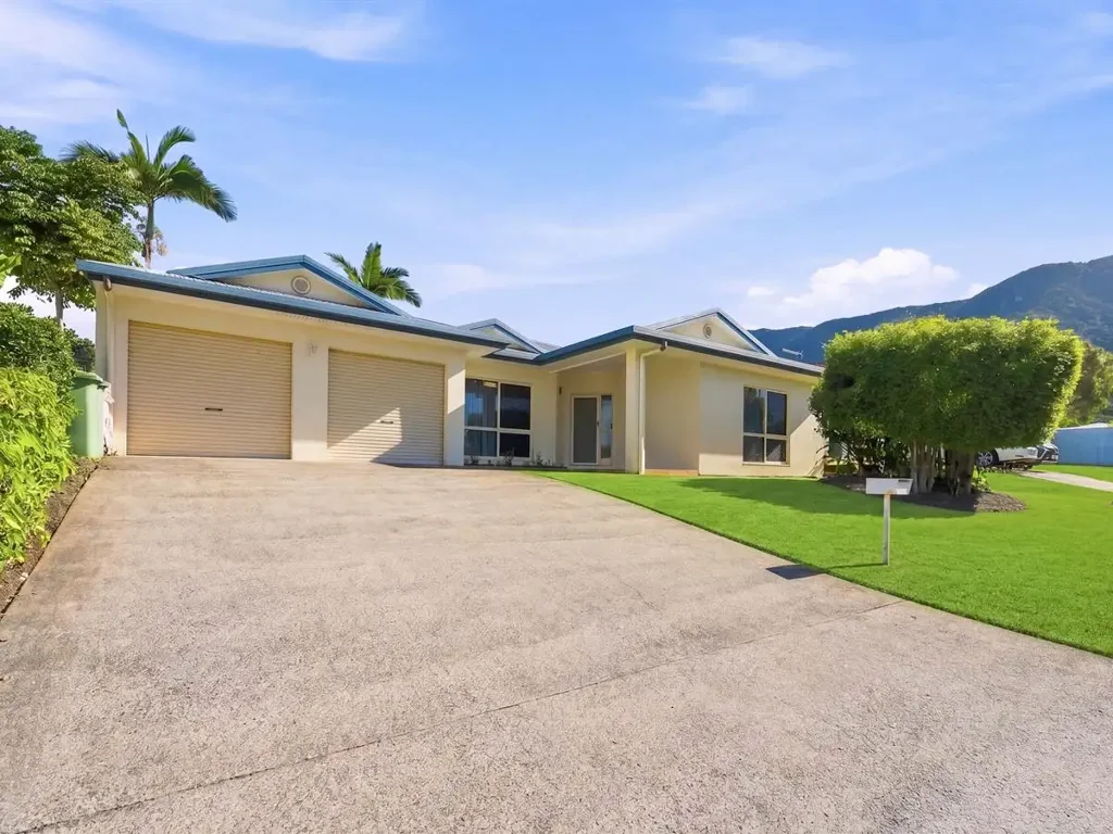 Redlynch 4房  RELAXED FAMILY LIVING IN THE HEART OF REDLYNCH