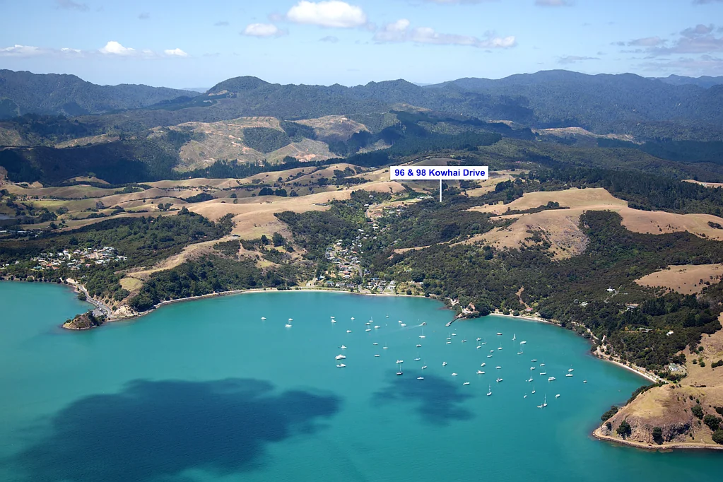 Te Kouma PARADISE FOUND