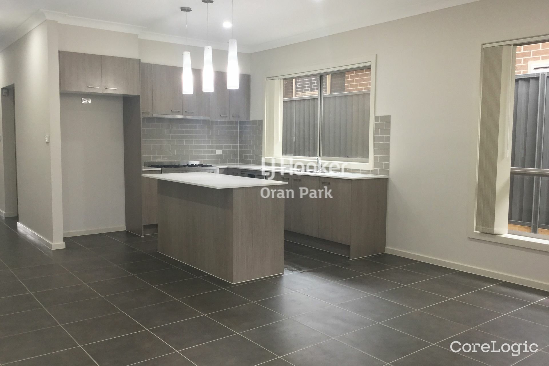 33A EVANS ST, ORAN PARK NSW 2570, 0 phòng ngủ, 0 phòng tắm, House