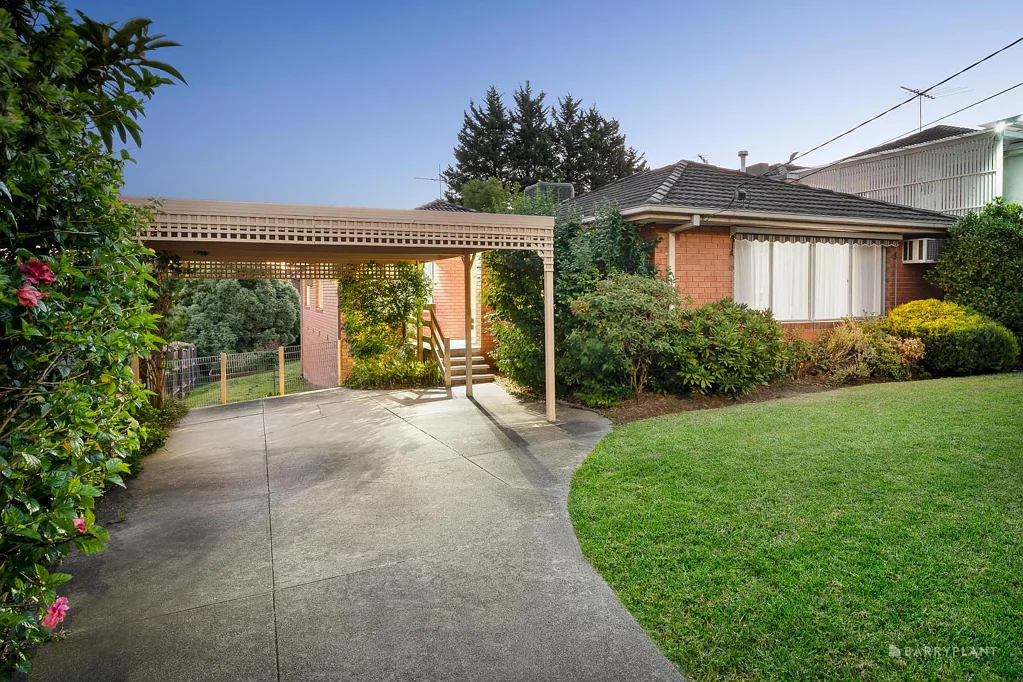 8 Vista Street, Bulleen, VIC 3105