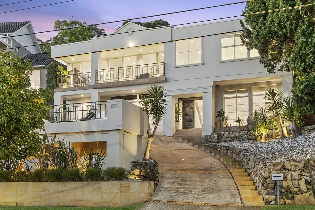 Killarney Heights 5 Bedroom Resort style living with views, prestige waterside street