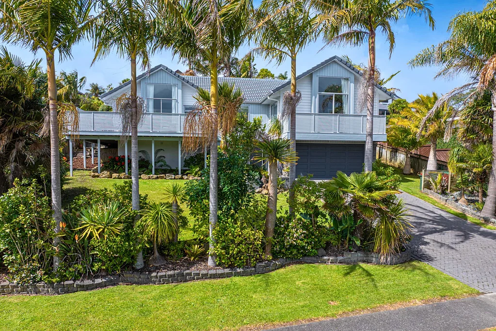 57 Esther Place, Red Beach, Rodney, Auckland