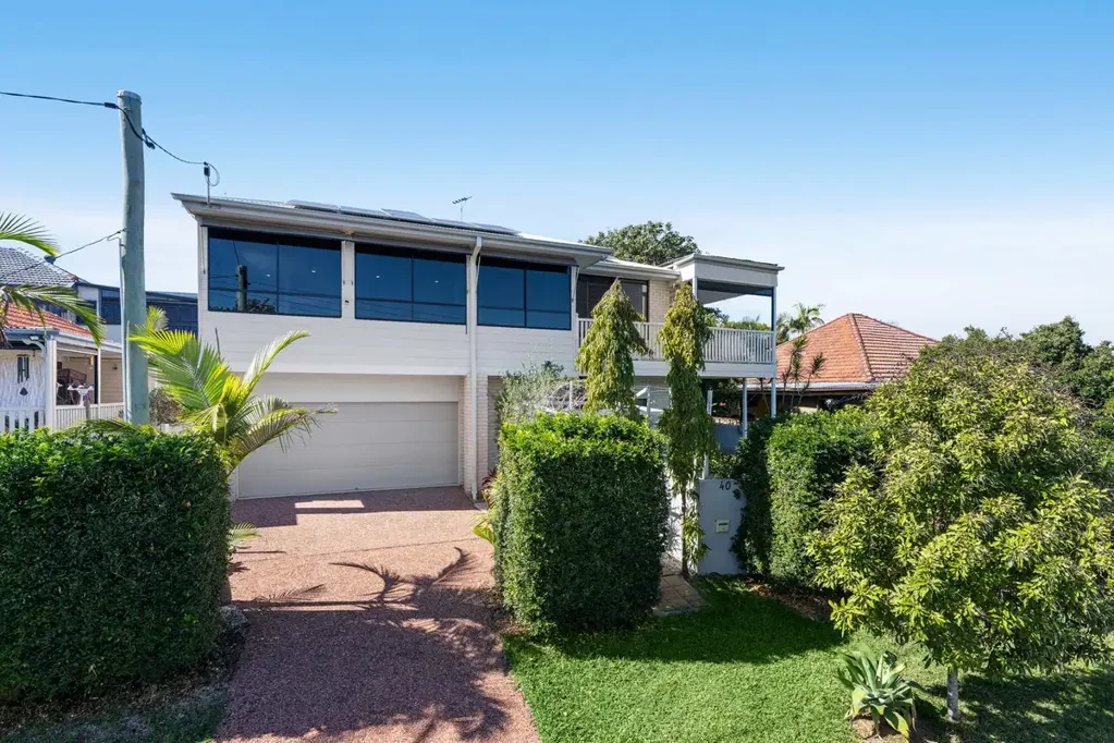 Wynnum West 5 Bedroom Family Home with City Views and Flexible Dual Living