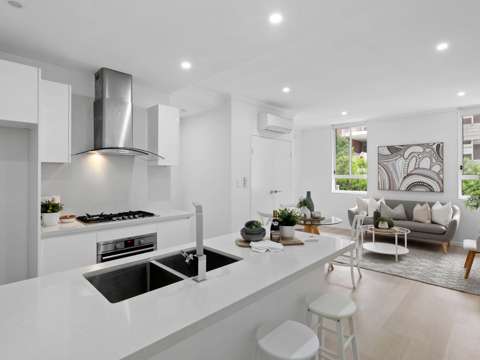 Epping 2 Bedroom Rear Of Block, Quiet & North Facing
