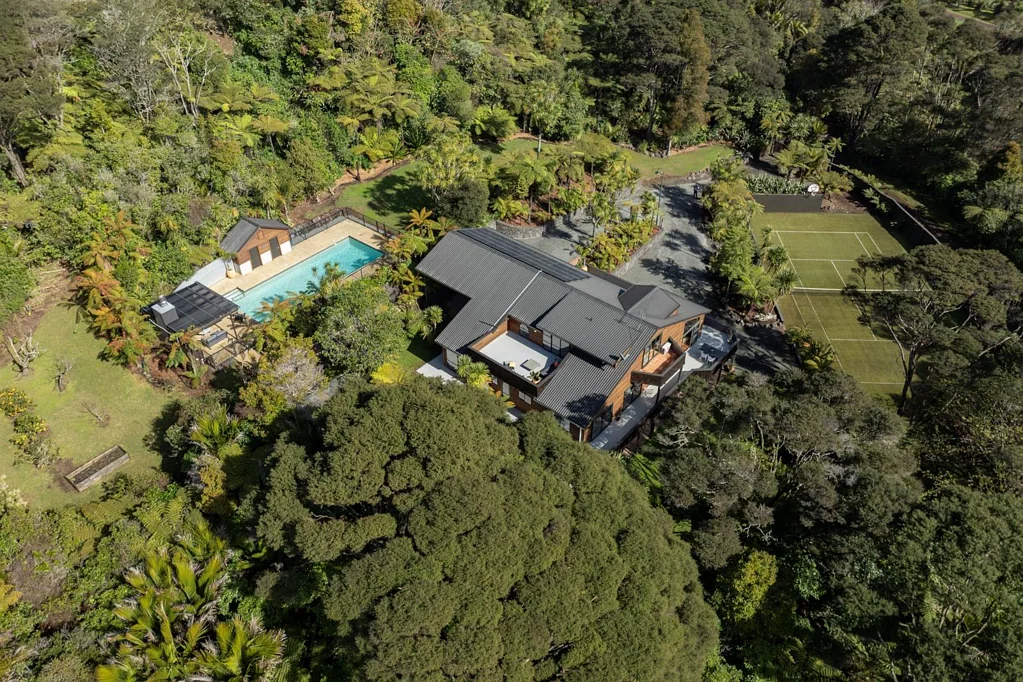 366G Huia Road, Titirangi, Waitakere City, Auckland