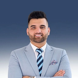 Garry Puri