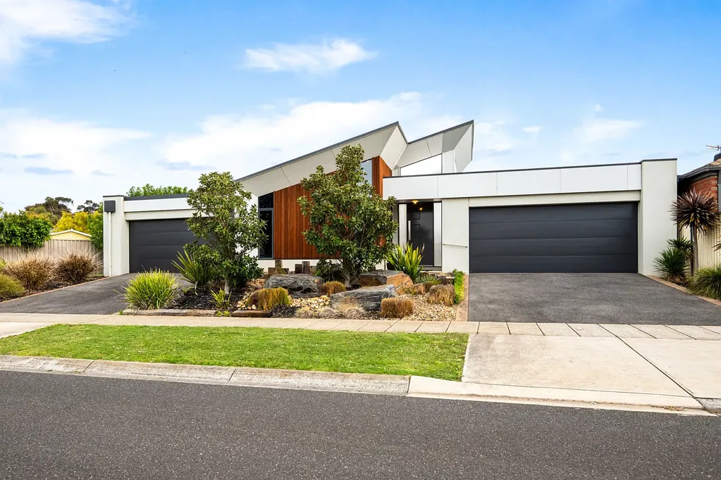 5-7 Salt Water Drive, St Leonards, VIC 3223