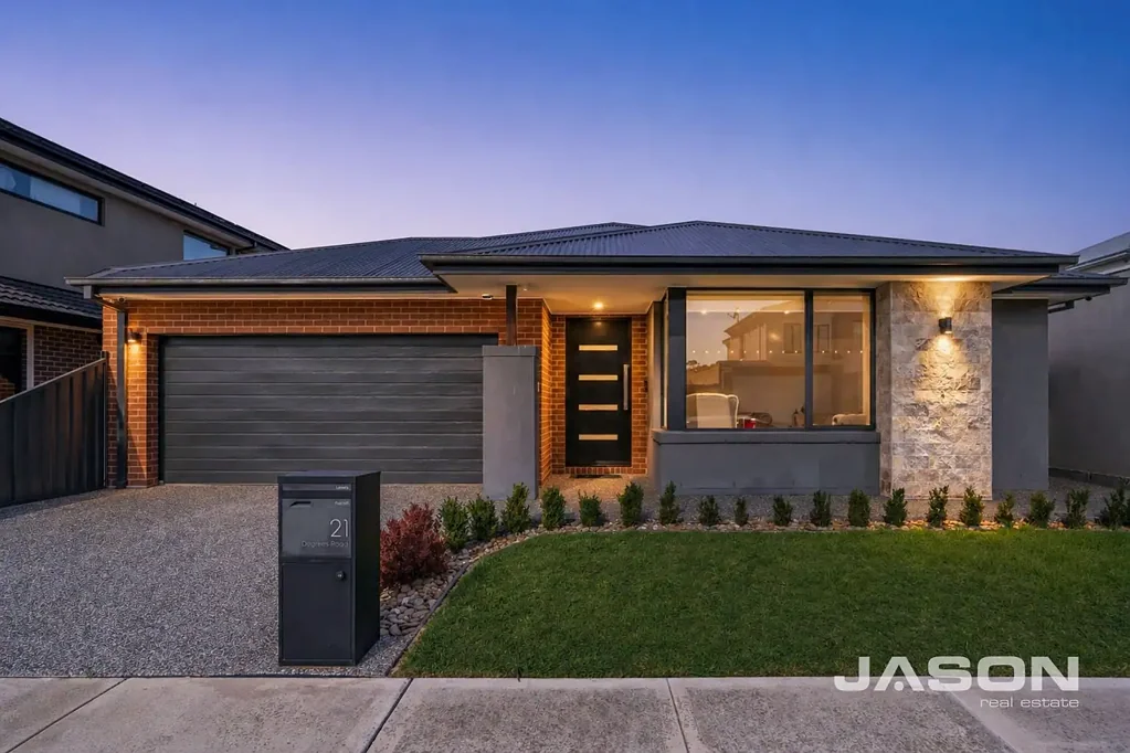 21 Degrees Road, Greenvale, VIC 3059