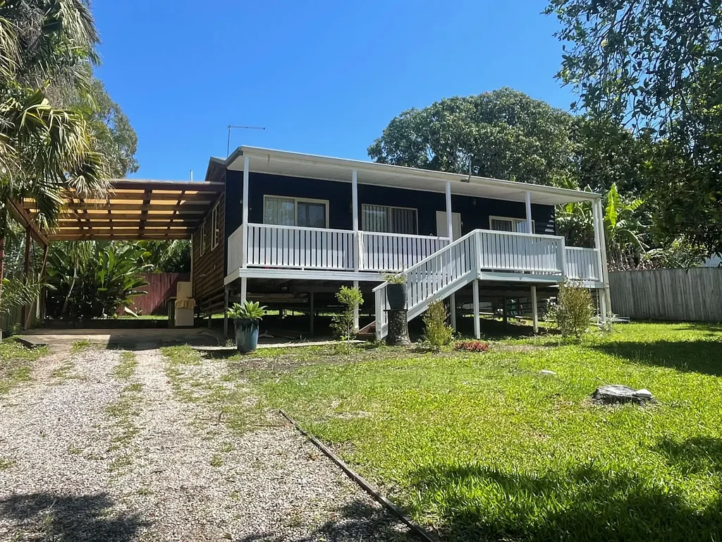 HOLIDAY LET - CLOSE TO GOLF COURSE