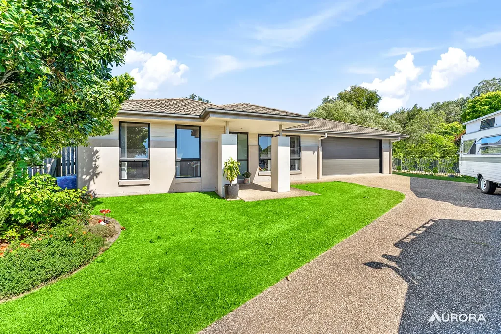17 Grice Crescent, Ningi, QLD 4511