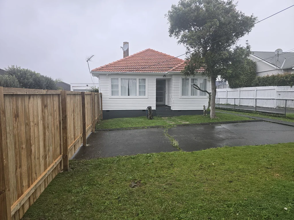 3 Bedroom Classic Beauty