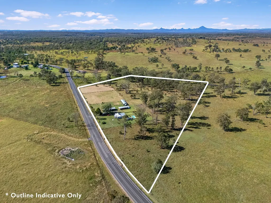 Rosewood 3Kwarto Expansive Acreage, Equestrian Facilities & Endless Potential