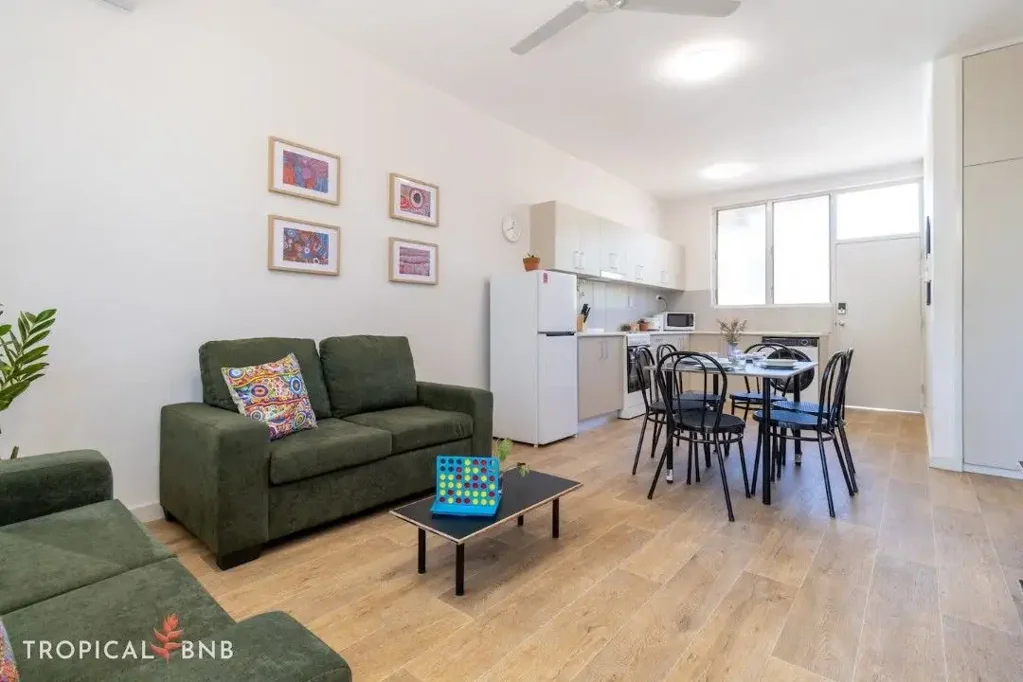 Ground Floor Tropical Unit in Rapid Creek!