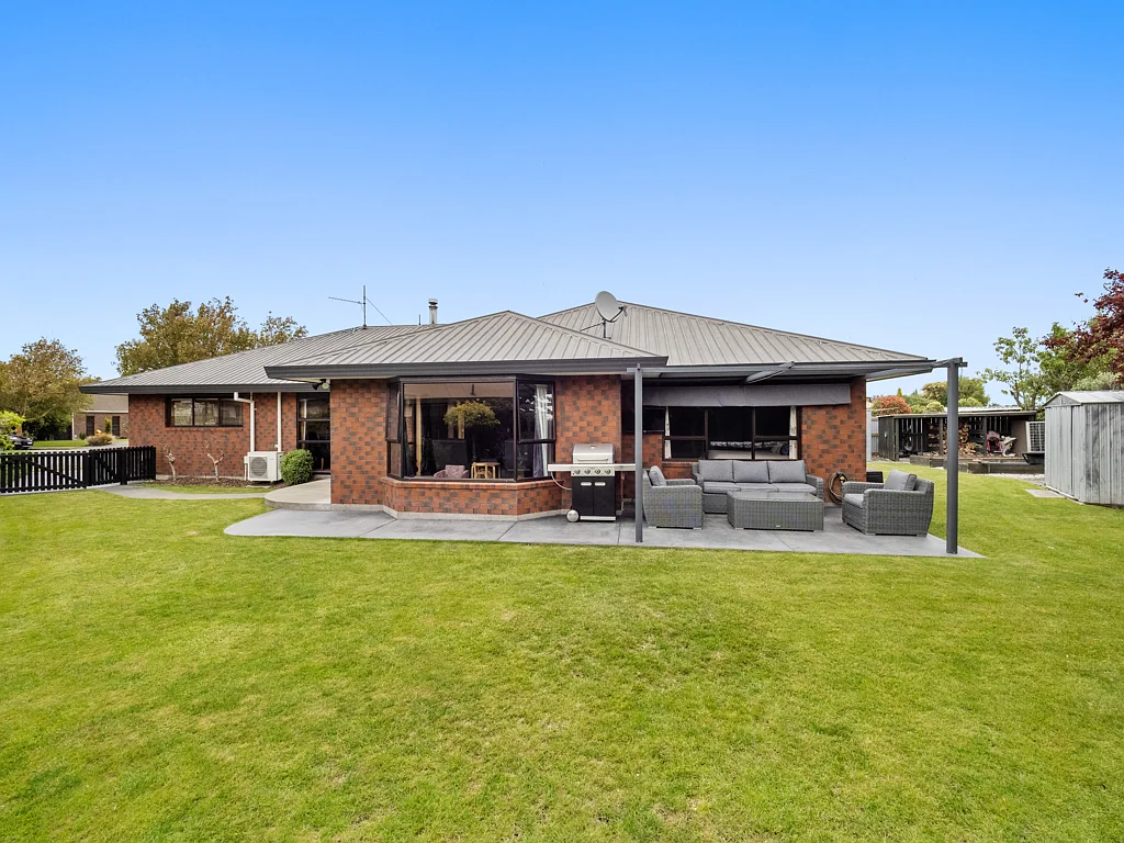 Tinwald 3ห้องนอน A Great Family Home, a must view.