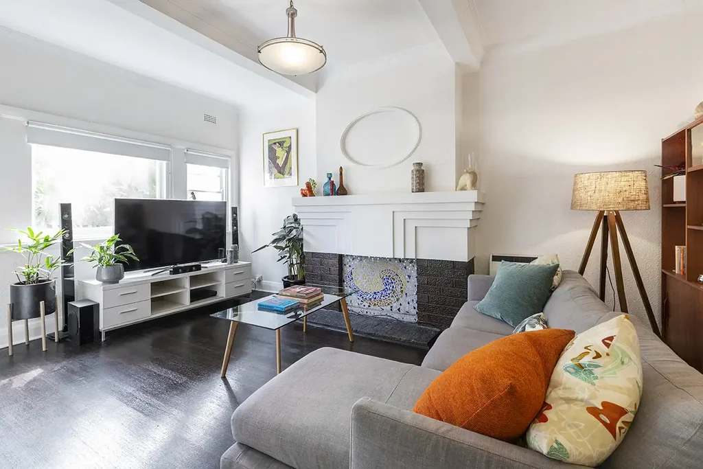 Art Deco Treasure in Elwood
