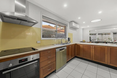 33 Dresden Avenue, Castle Hill, NSW 2154, 5 Schlafzimmer, 2 Badezimmer, House