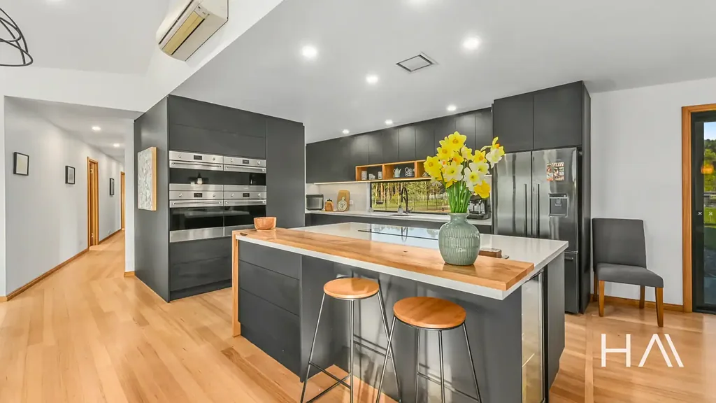 128 Long Plains Road, Exeter, TAS 7275