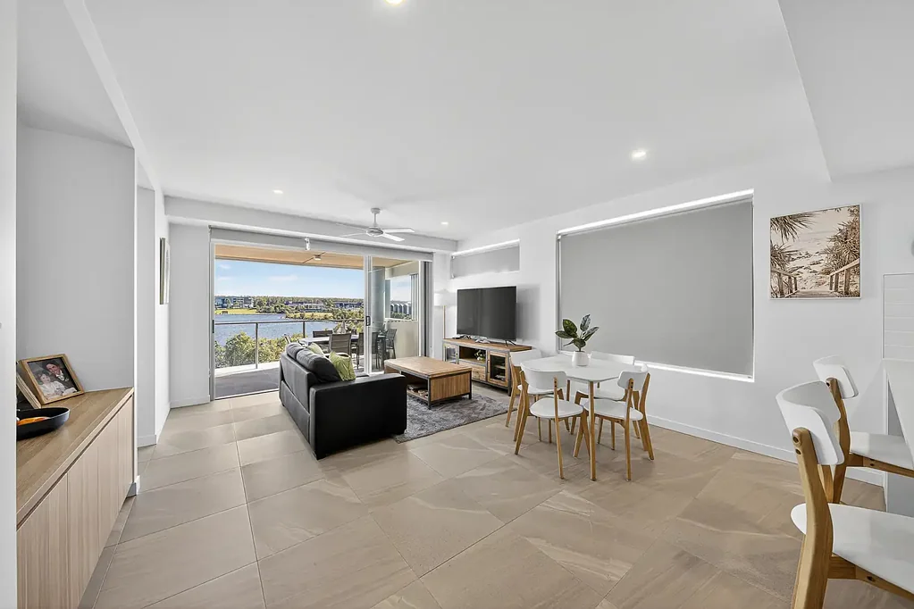 Birtinya 3 Bedroom Sophisticated Coastal Living in Sought-After Birtinya