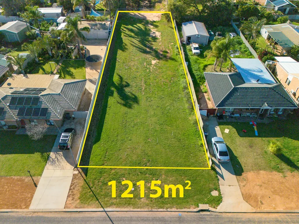Spalding  Prime 1,215m² Development Opportunity