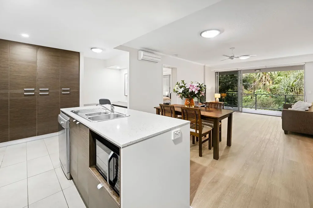 15 Breeze/154 Musgrave Avenue, Southport, QLD 4215