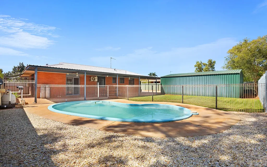 Nickol 3 Slaapkamer 28 Austen Loop, Nickol - Family Living with All the Extras!