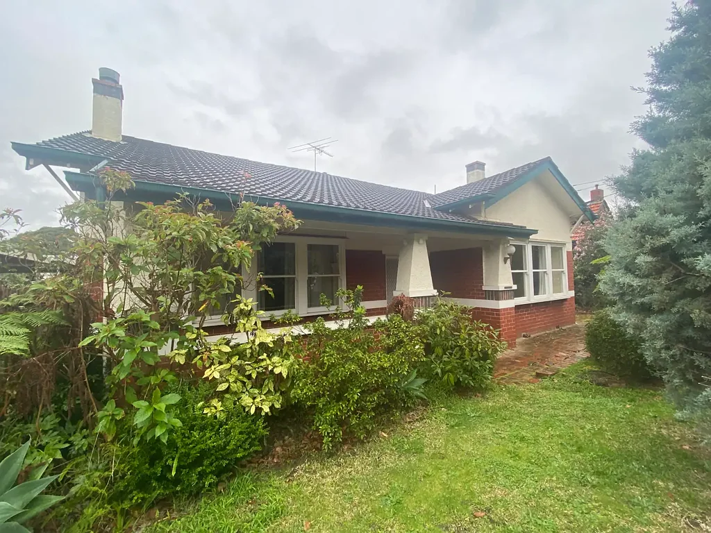 Godden location family house