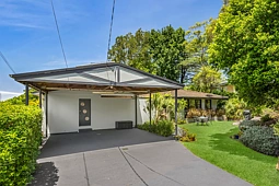 4 The Grove, Belrose
