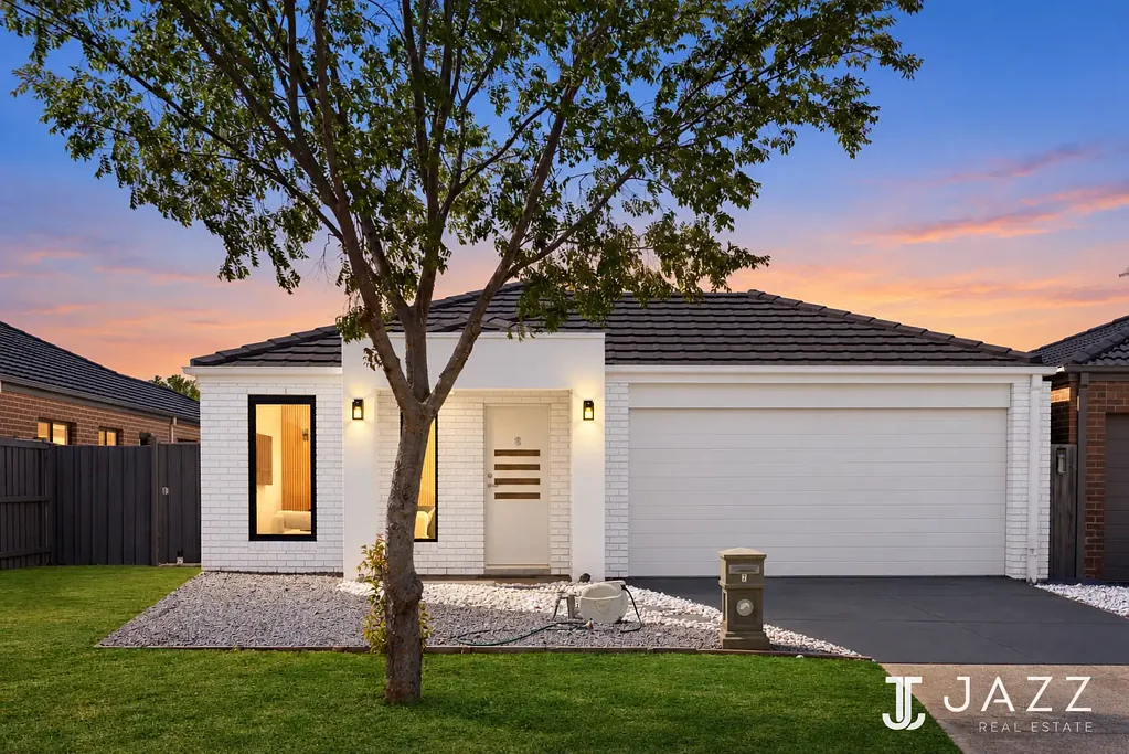 Point Cook 4Zimmer Family Comfort with a Spacious Backyard!!