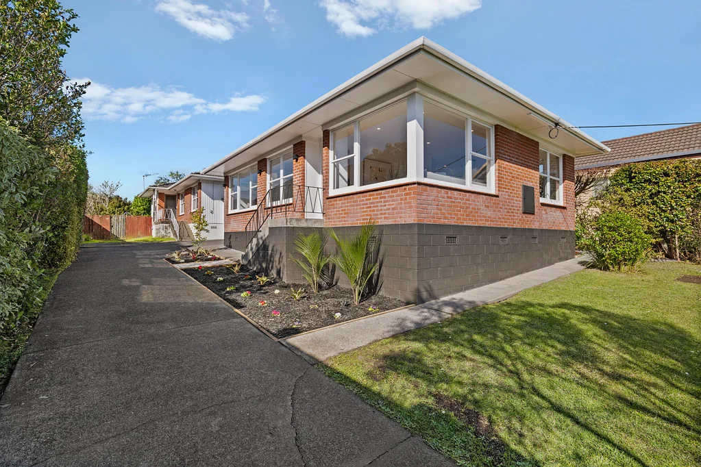Hillcrest 2房  FRESHLY RENOVATED, EFFORTLESSLY STYLISH!