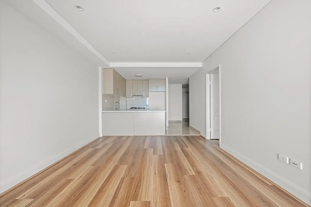 Luxury Apartment, Level 1