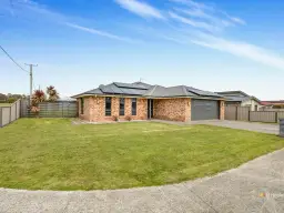 102 Benny Street, Latrobe