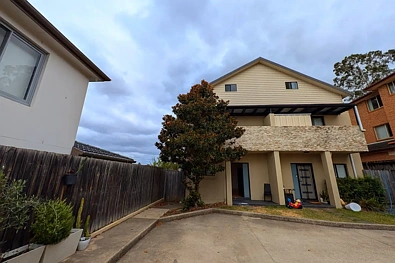 2/88 Arthur Street, Rosehill, NSW 2142, 3 Bedrooms, 2 Bathrooms, House