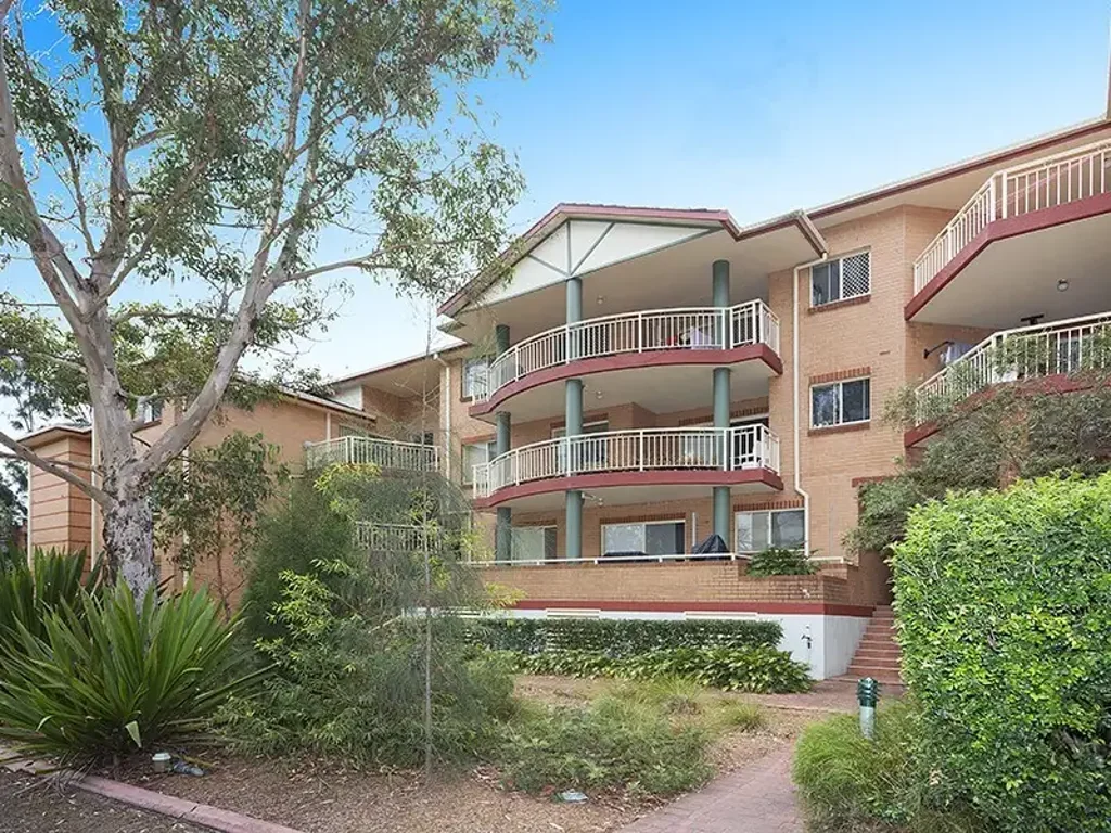 Spacious & Stylish Apartment Living in the Heart of Miranda