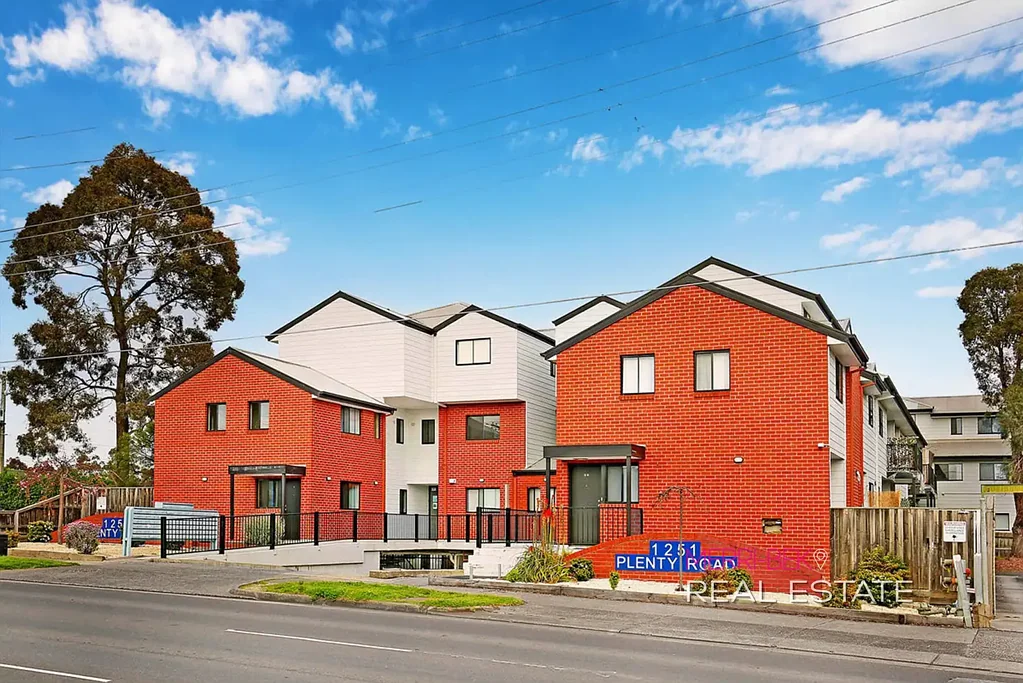 Stylish & Modern 1-Bedroom Apartment in the heart of Bundoora