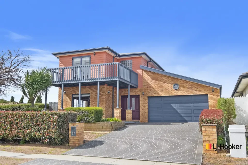 Large Home With Fantastic Big Backyard