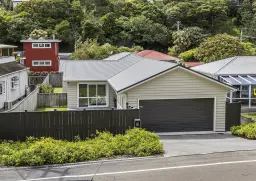 60 Airlie Road, Plimmerton