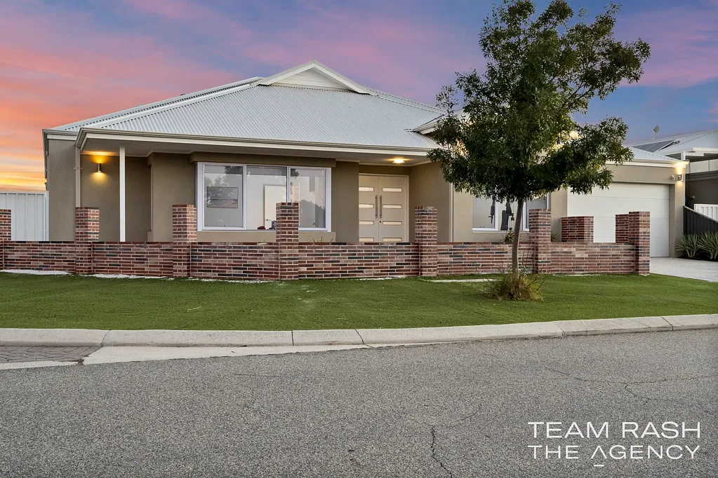 7 Summerville Boulevard, Caversham, WA 6055